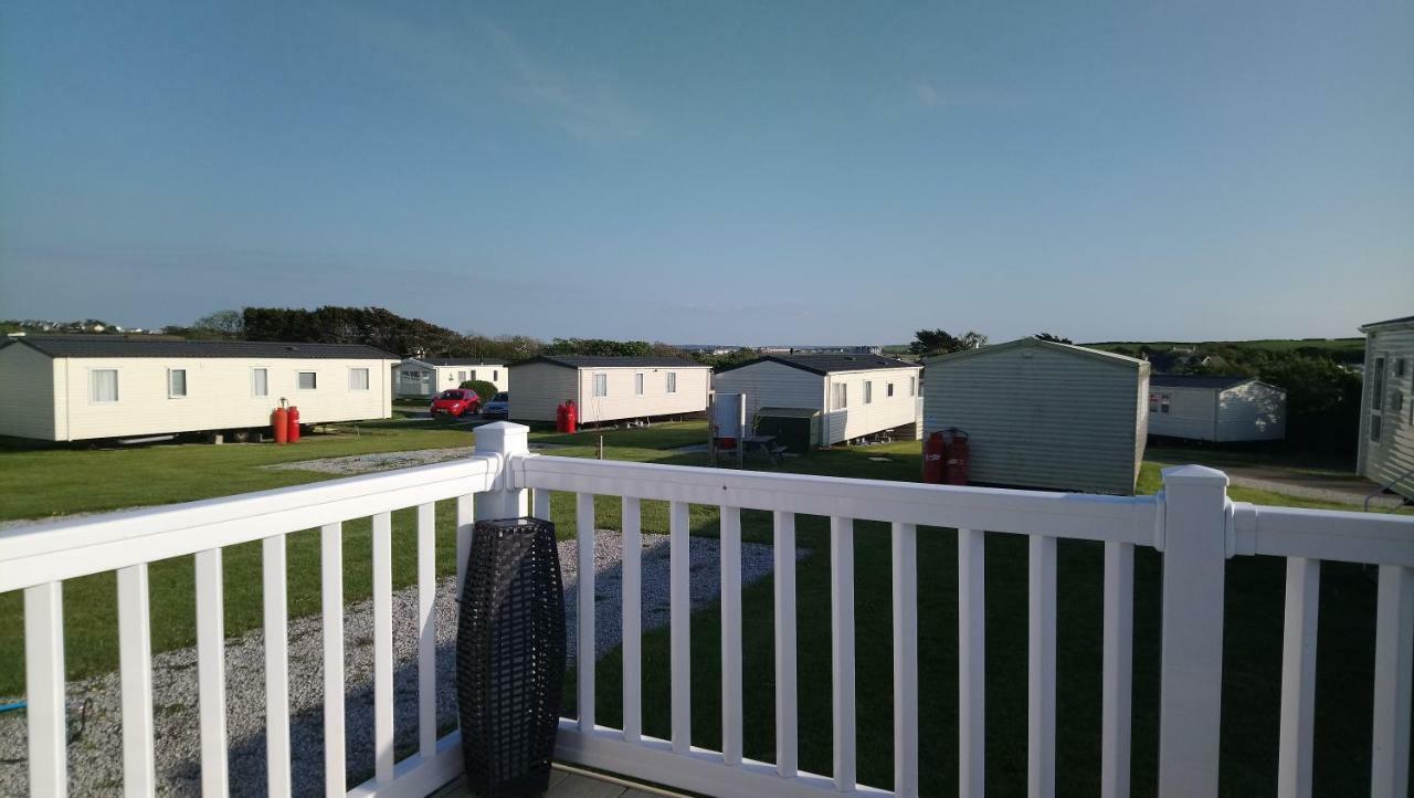 Bude Caravan Caromax - Families And Couples Only Bagian luar foto